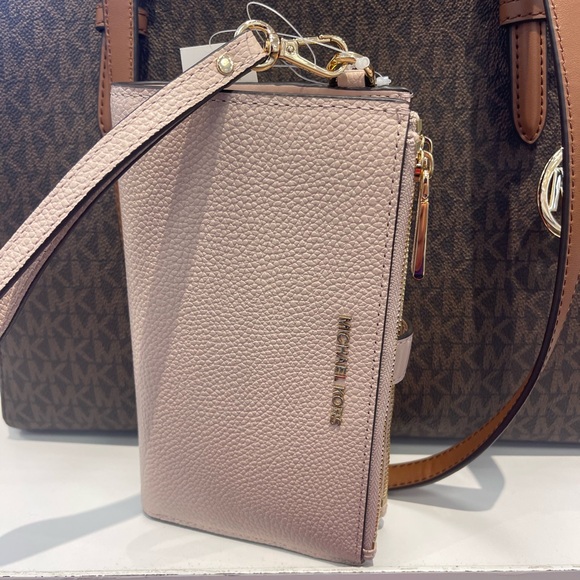 Michael Kors Handbags - MICHAEL MICHAEL KORS Adele Leather Wallet Double Zip wristlet
Soft Pink 
NWT